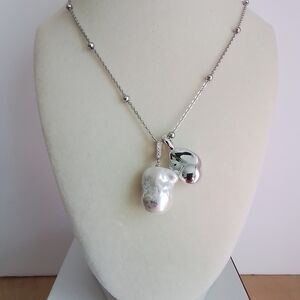 Elegant Freshwater Flameball Pearl Pendant Necklace